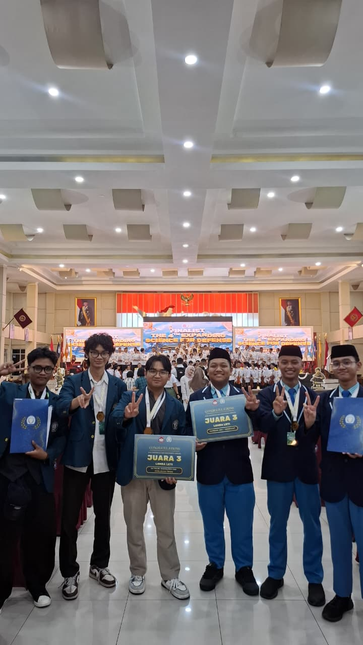 3rd Place — LKTI Universitas Pertahanan RI